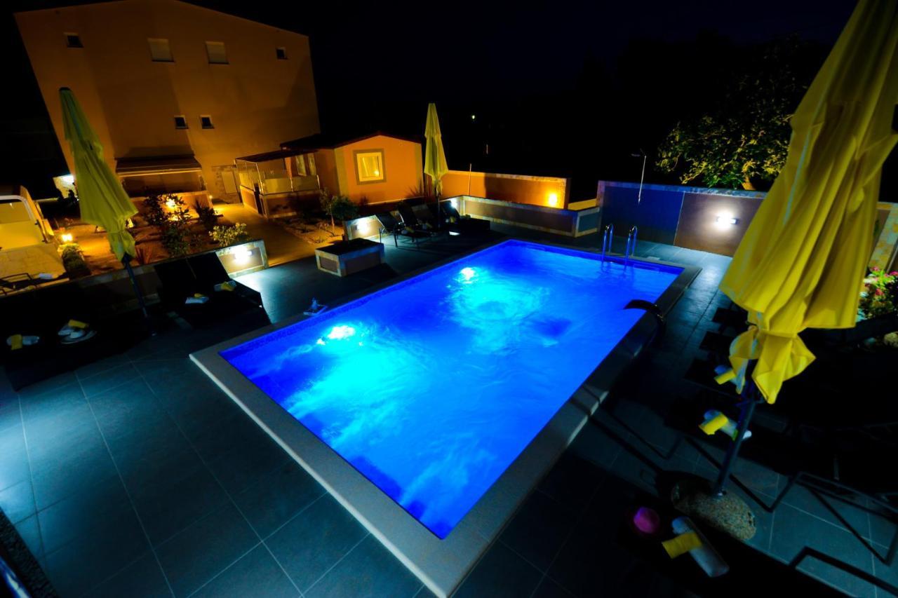 Apartments Julijana 2 普利拉卡 外观 照片