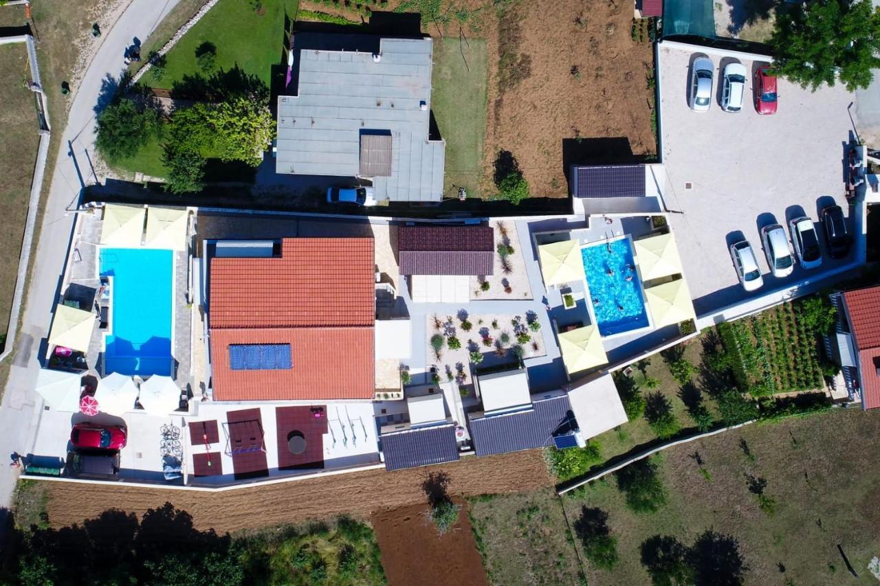 Apartments Julijana 2 普利拉卡 外观 照片