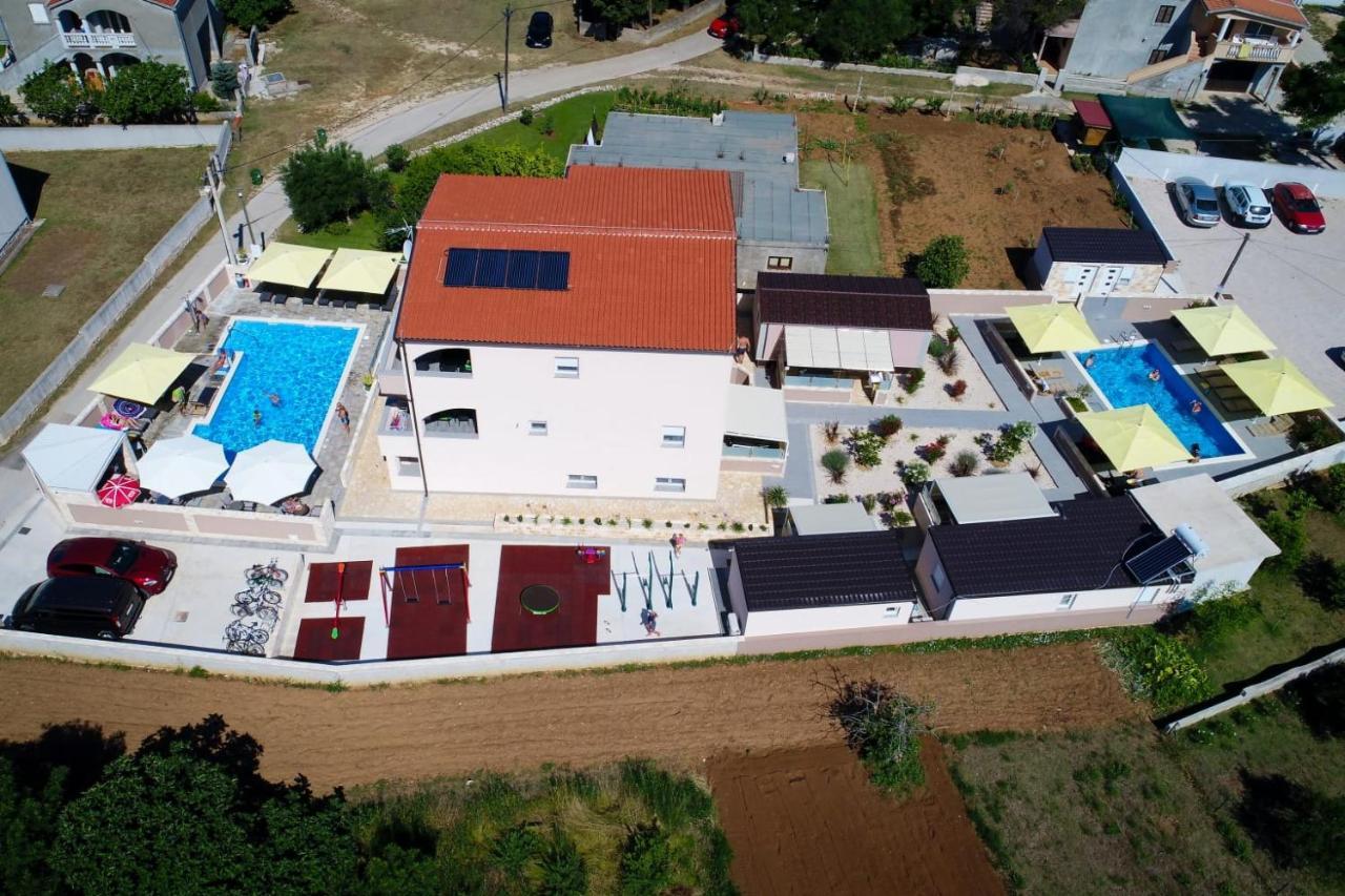 Apartments Julijana 2 普利拉卡 外观 照片