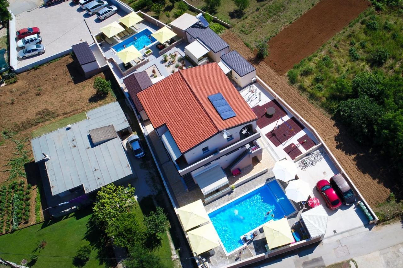 Apartments Julijana 2 普利拉卡 外观 照片