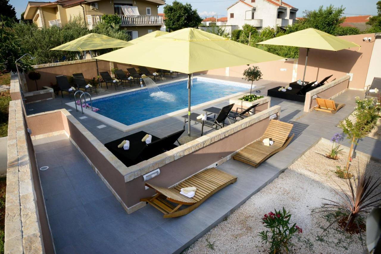 Apartments Julijana 2 普利拉卡 外观 照片