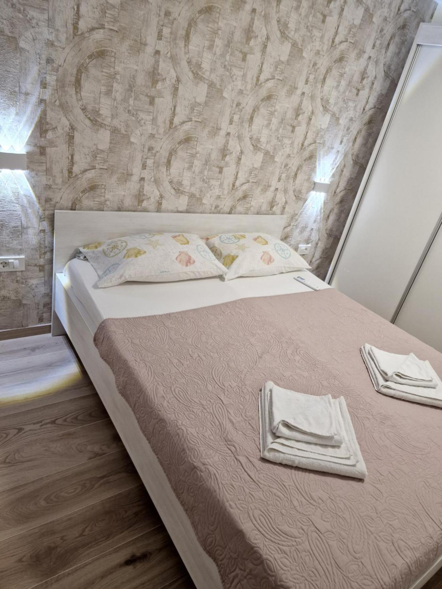 Apartments Julijana 2 普利拉卡 外观 照片